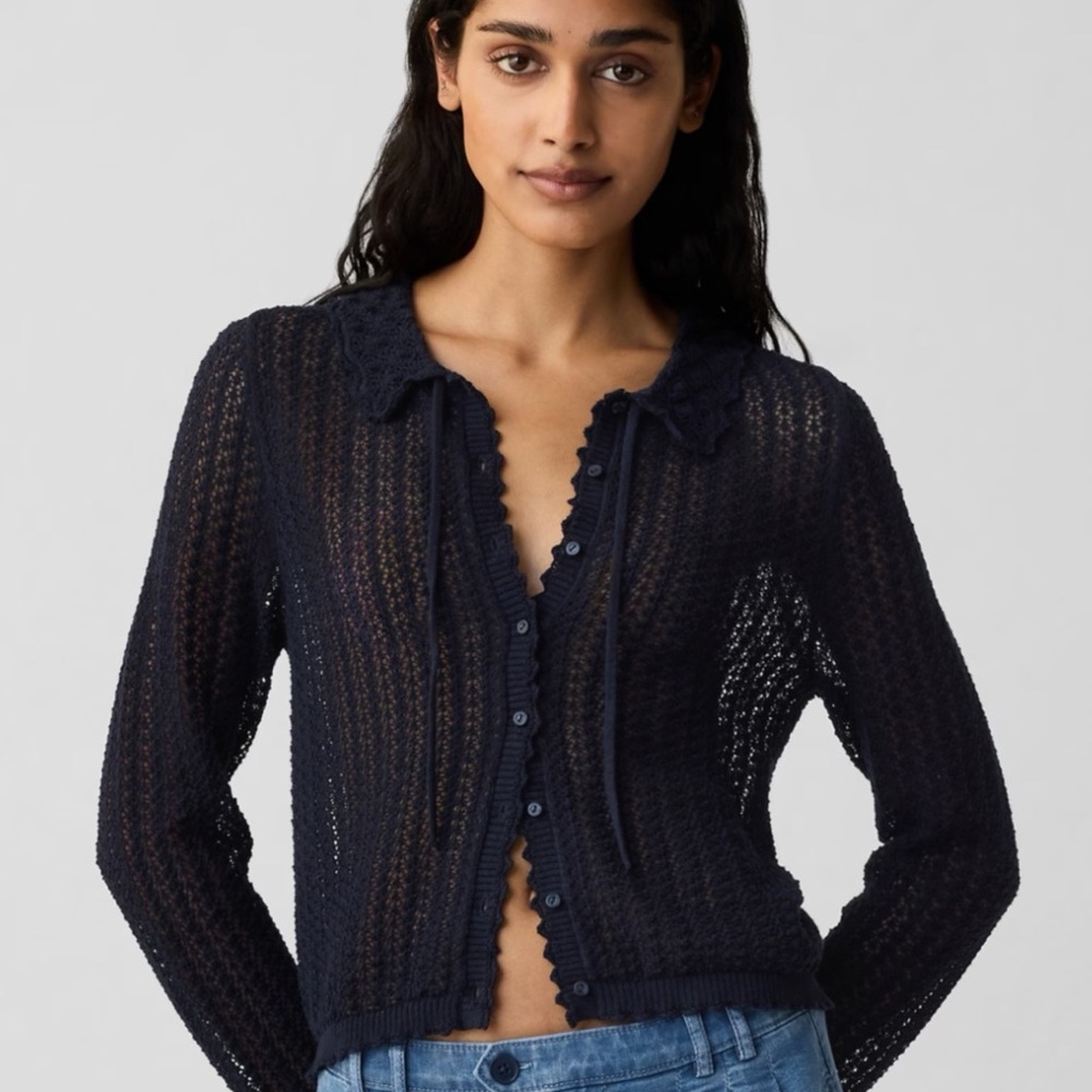 Gap × DÔEN Linen-Blend Cardigan 
Navy Blue
